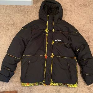 Volcom snow boarding jacket